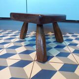 Tabouret tripode en teck