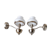 Paire d'appliques laiton et opaline