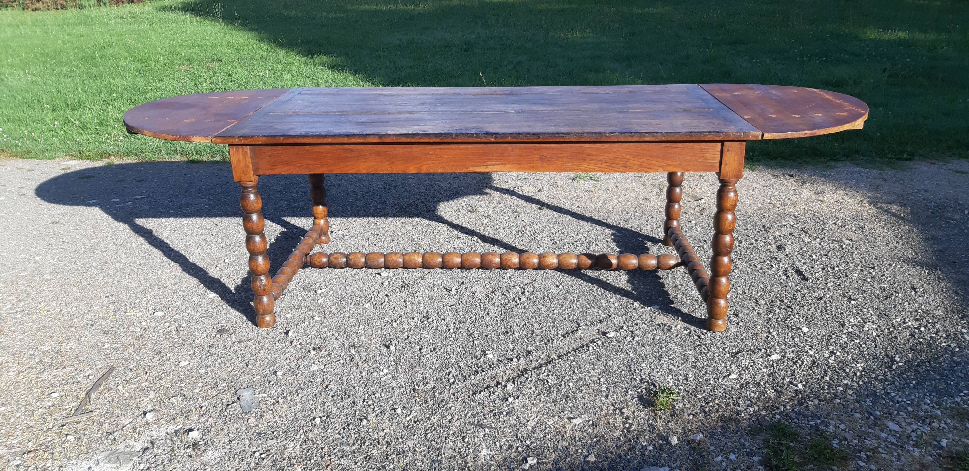 Chéne country farm table with extensions