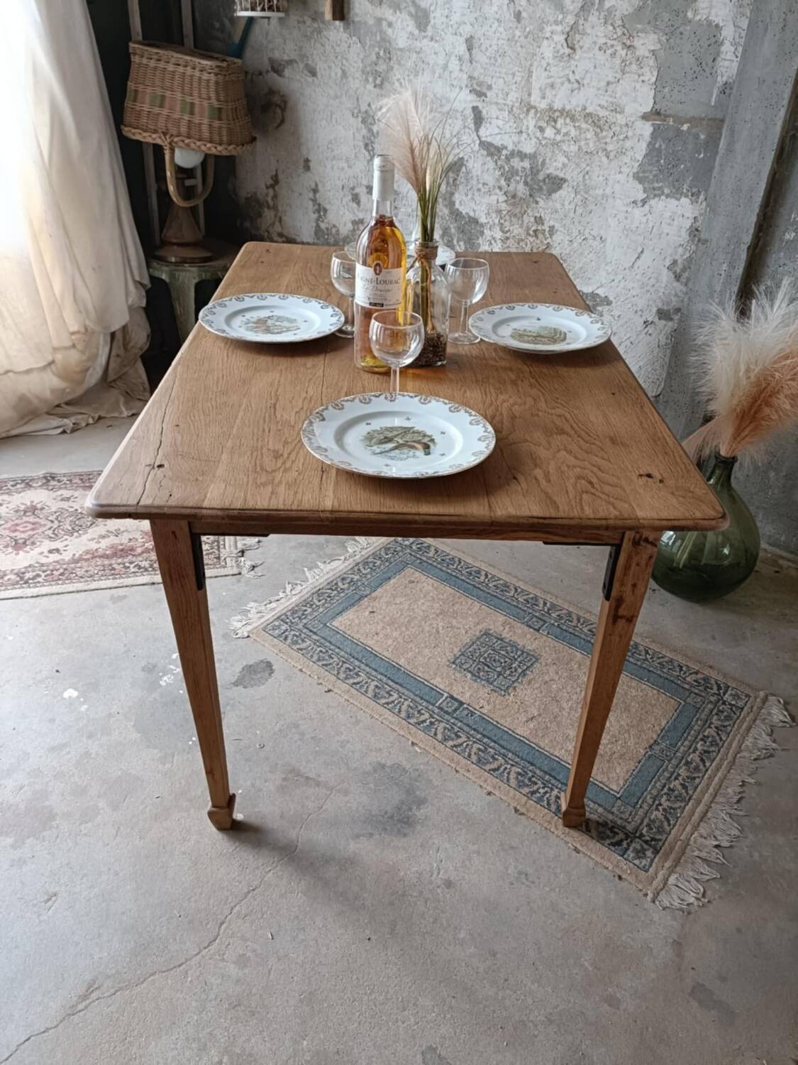 Farmhouse table