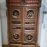 Breton wardrobe