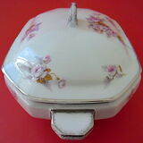 Porcelain vegetable with floral decoration