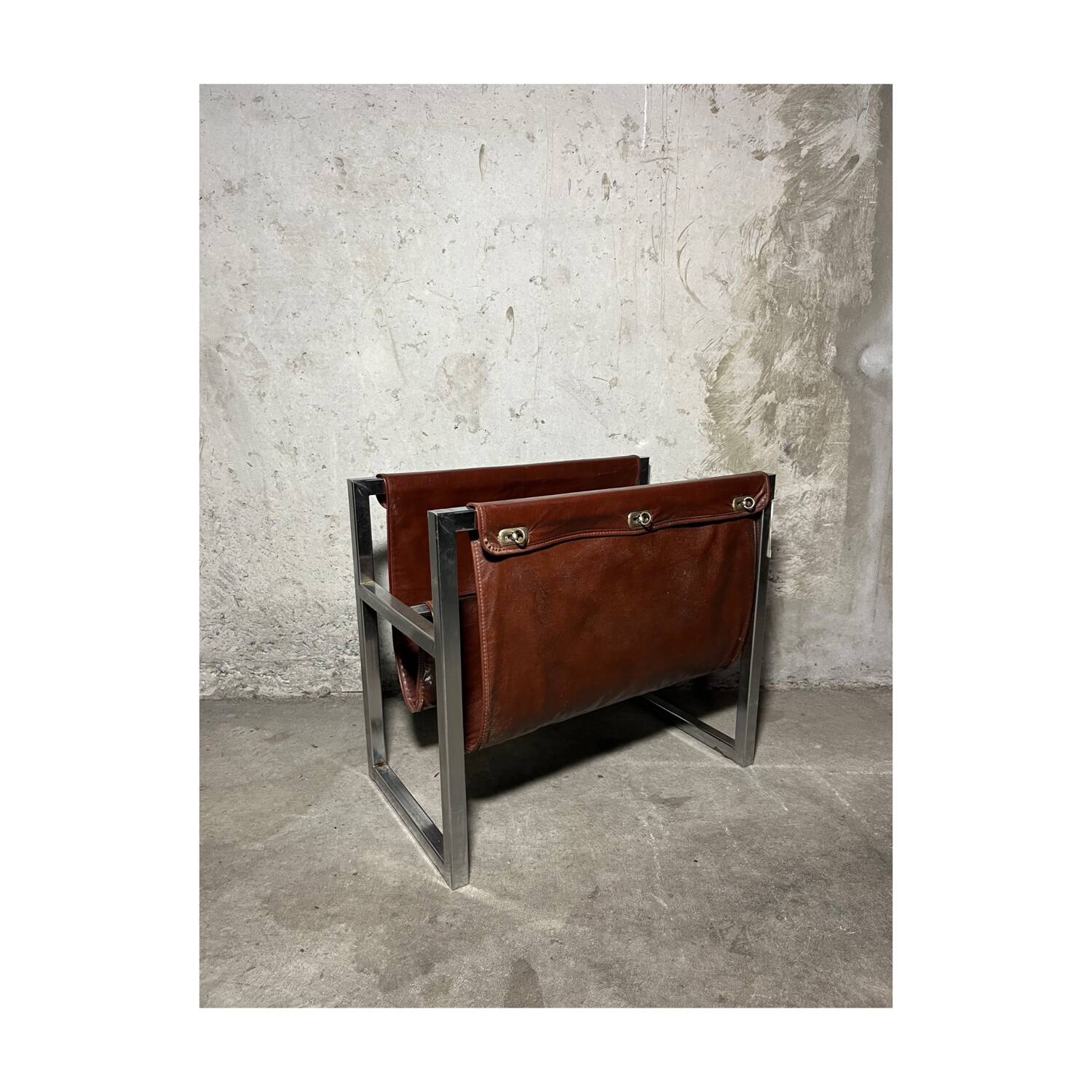 Vintage magazine rack