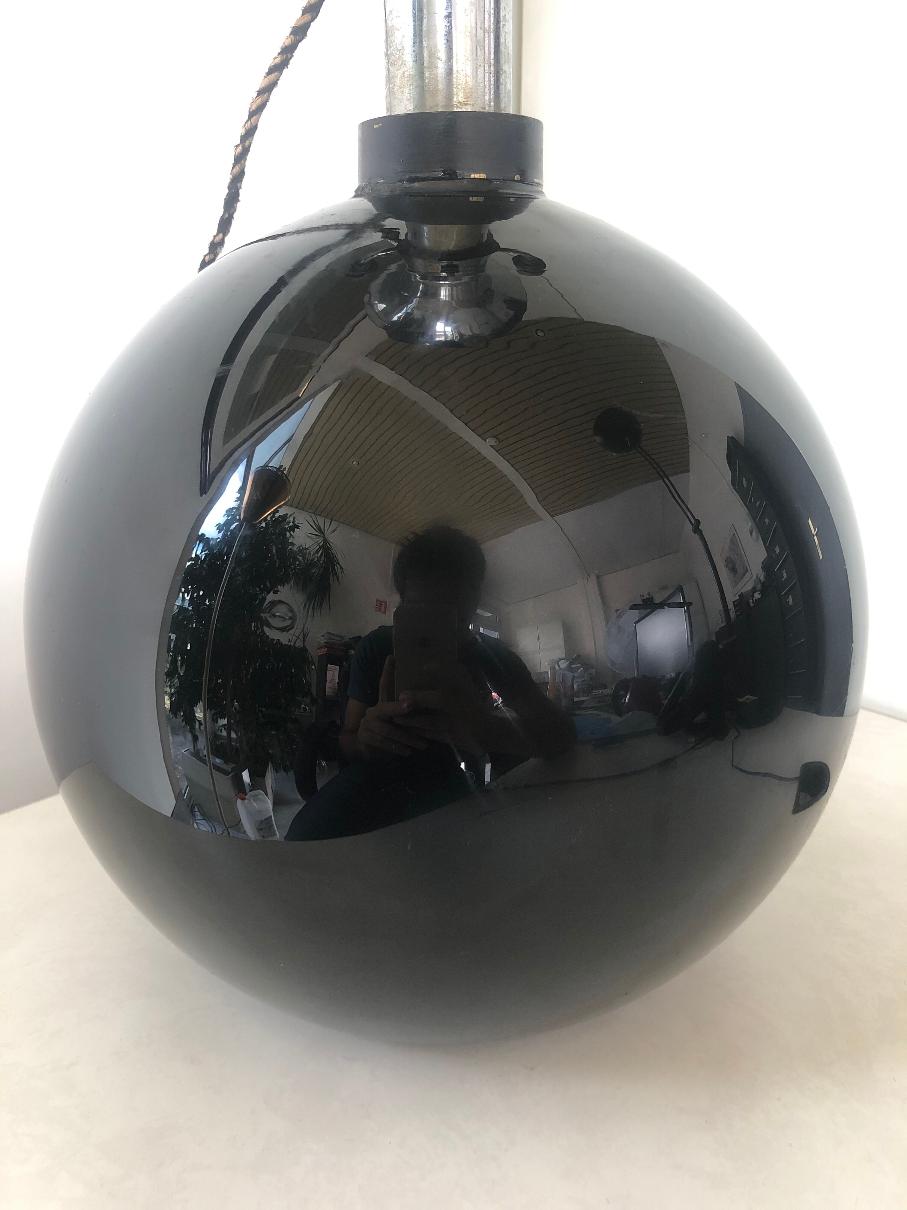 Art Deco lamp in opalin glass, circa 1930