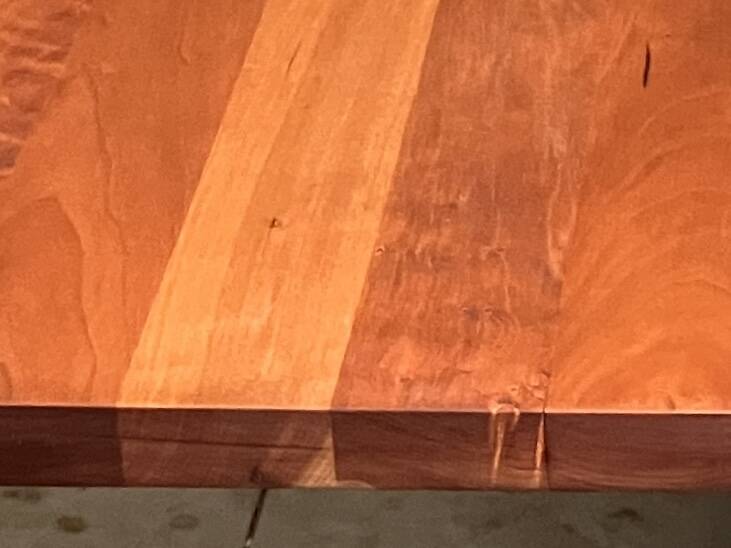 Table de salle à manger vintage chromée en merisier massif de style industriel