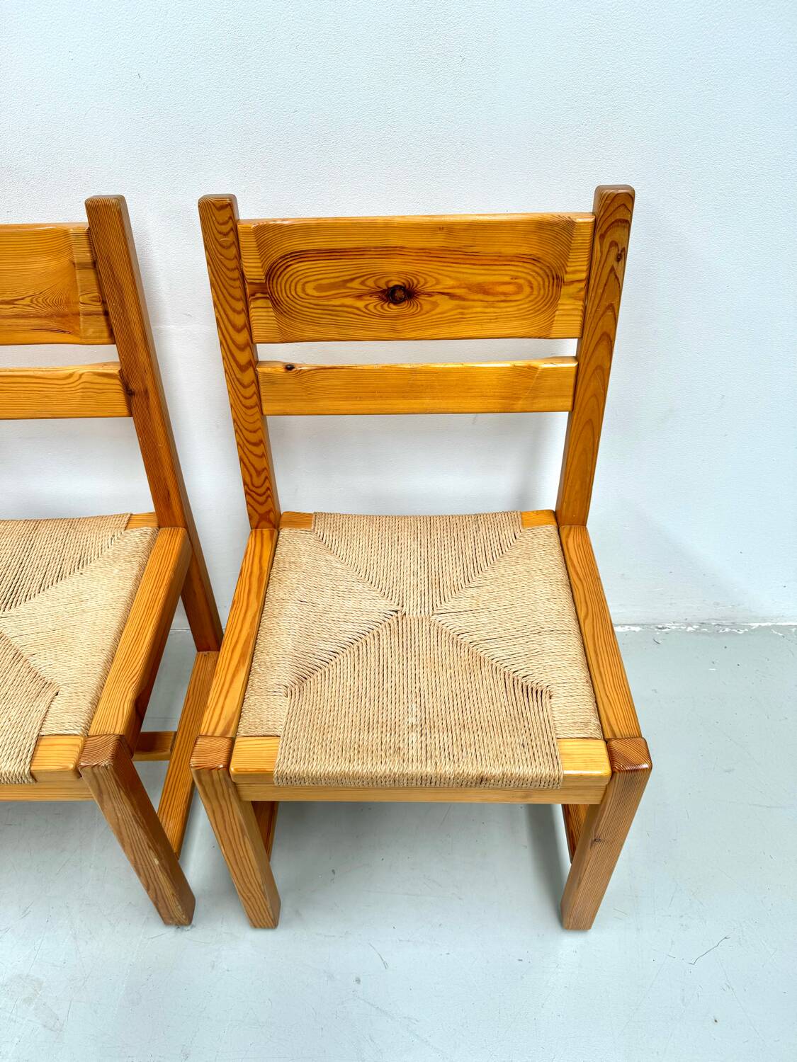 Ensemble de 6 chaises danoises vintage en pin avec cordon en papier par Tage Poulsen pour GM Møbler.