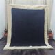 Tapis en laine noire