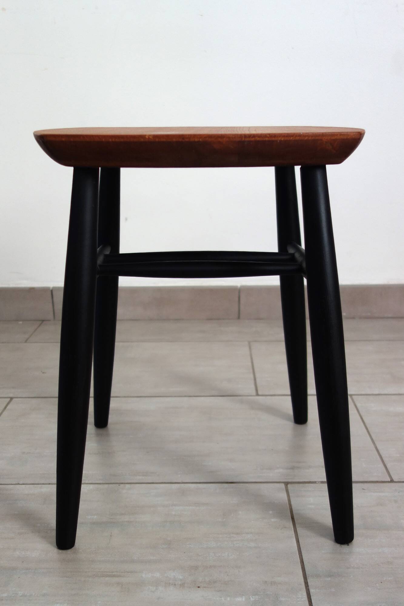 Scandinavian stool by Tapiovaara for Stol from the 1950s/60s.