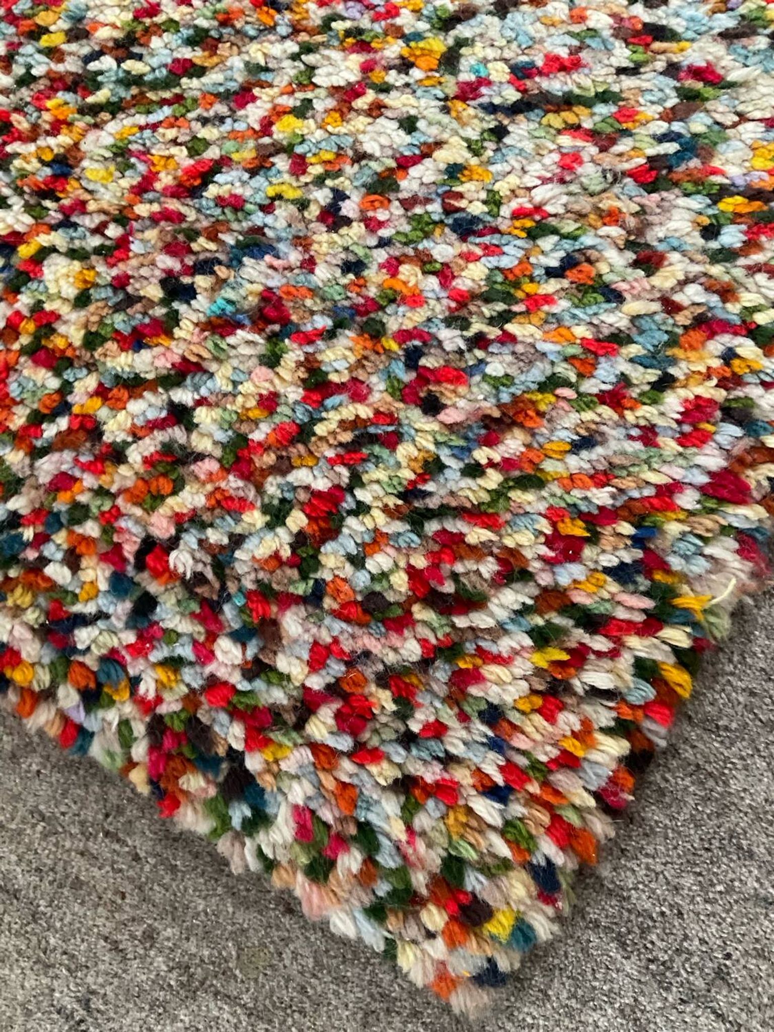 Tapis vintage en laine tissée