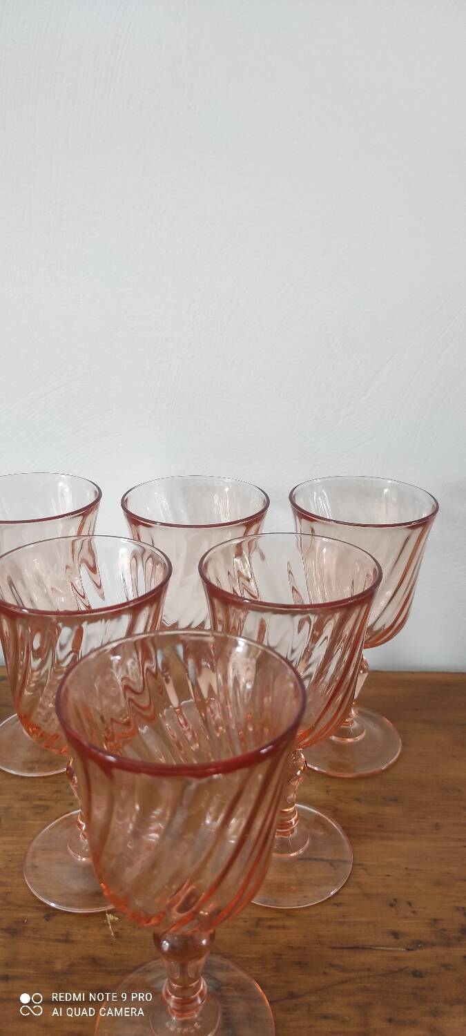 Rosaline Wine Glass Set