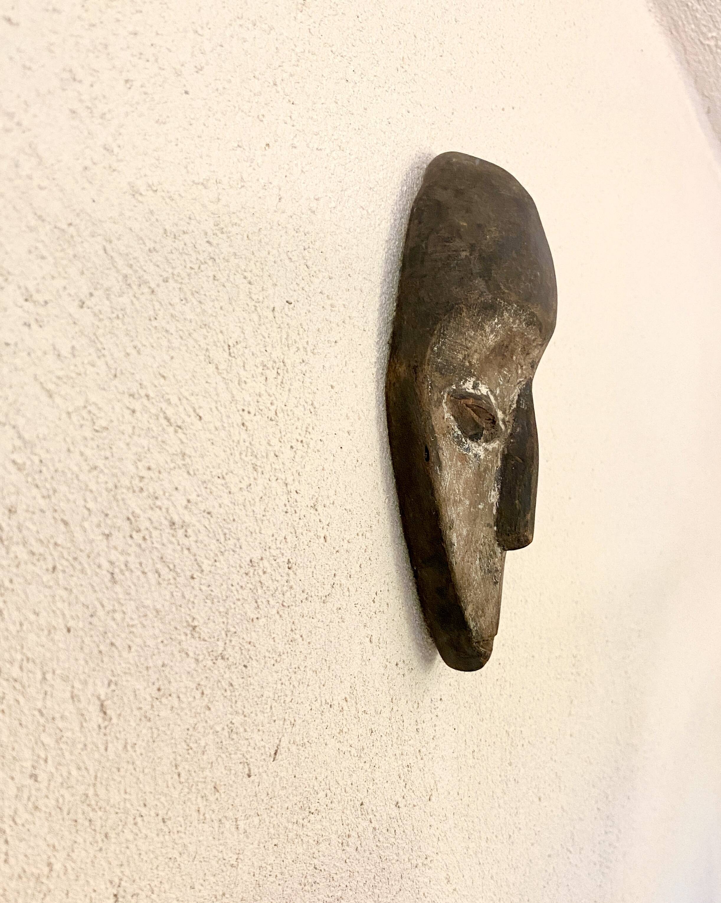 African mask, Fang tribe, wood and kaolin