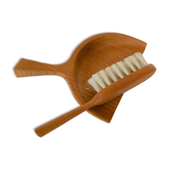 Pelle et balayette de table en bois