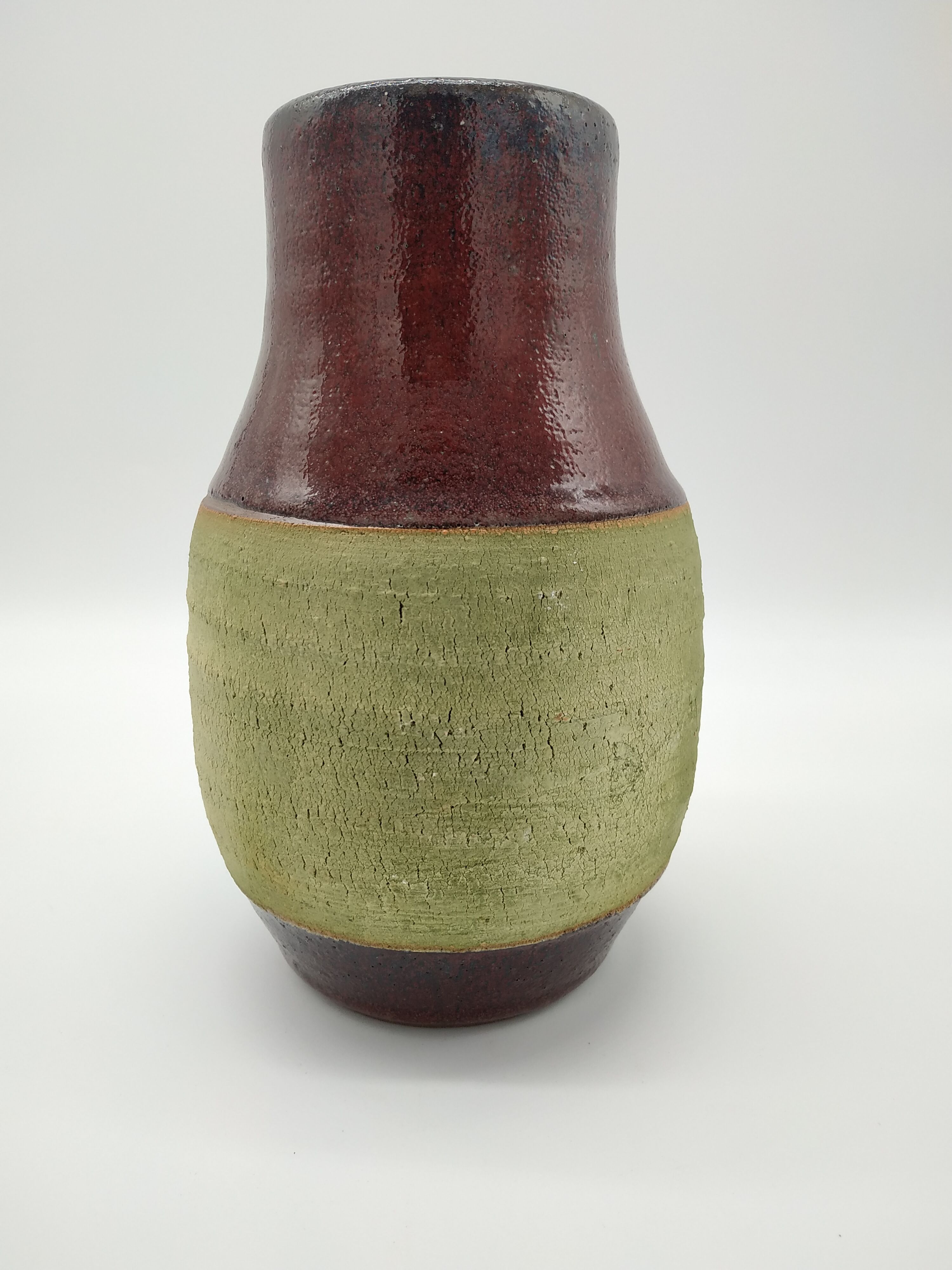 Swedish vase in pistachio sandstone and ox blood