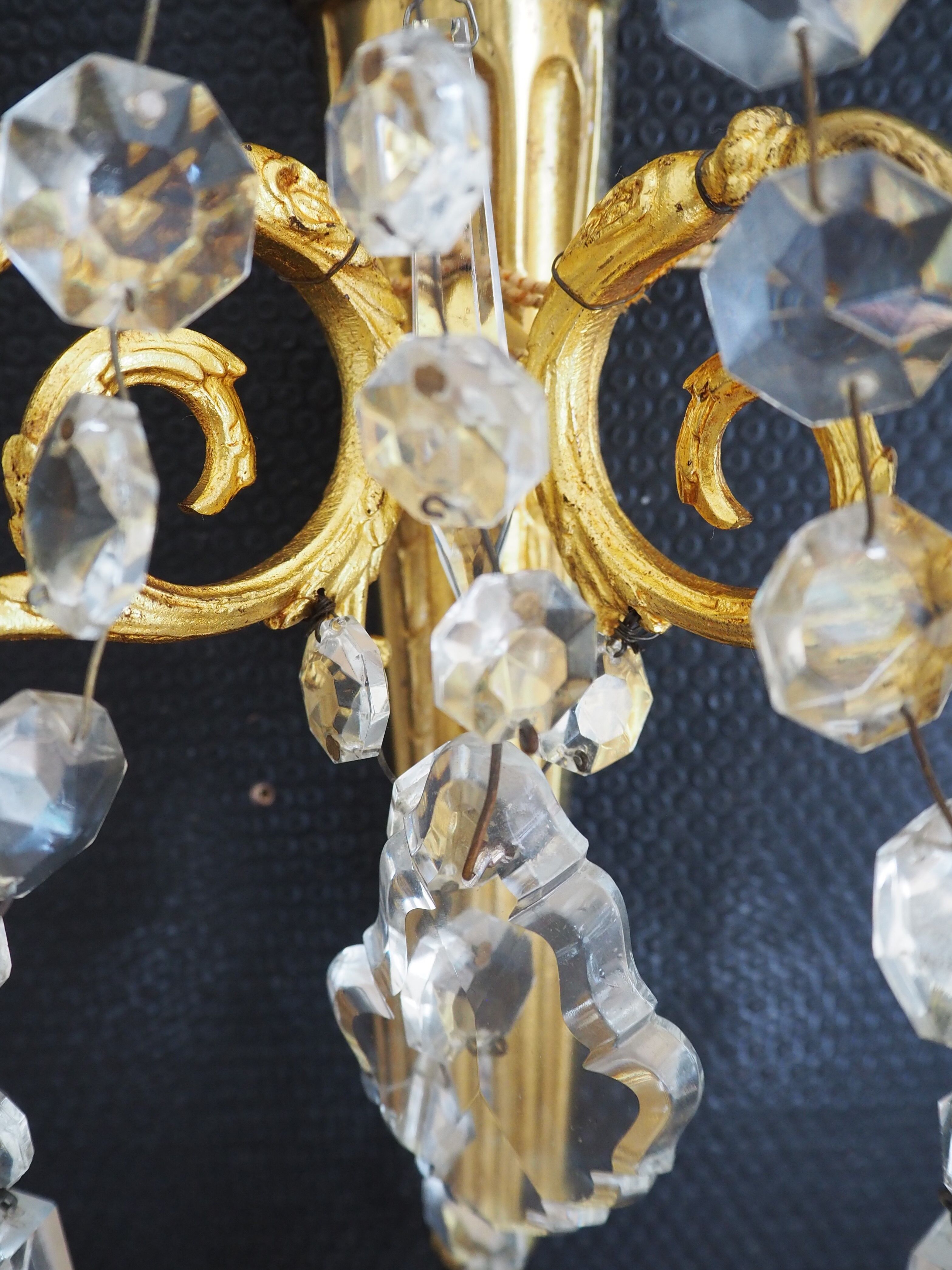 Pair of wall lamps two bronze lights with grapevines and crystal garlands – Louis XV style