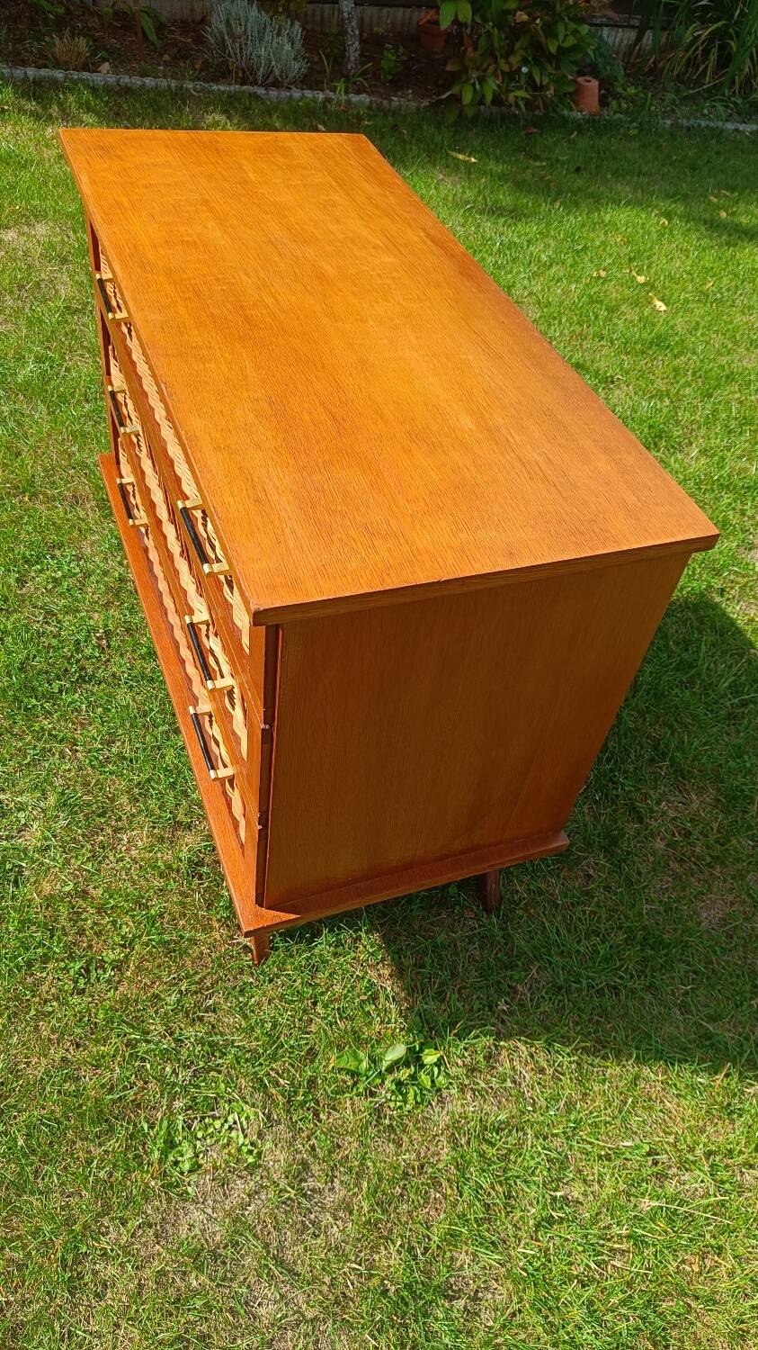 Rattan and wood splayed-leg chest of drawers