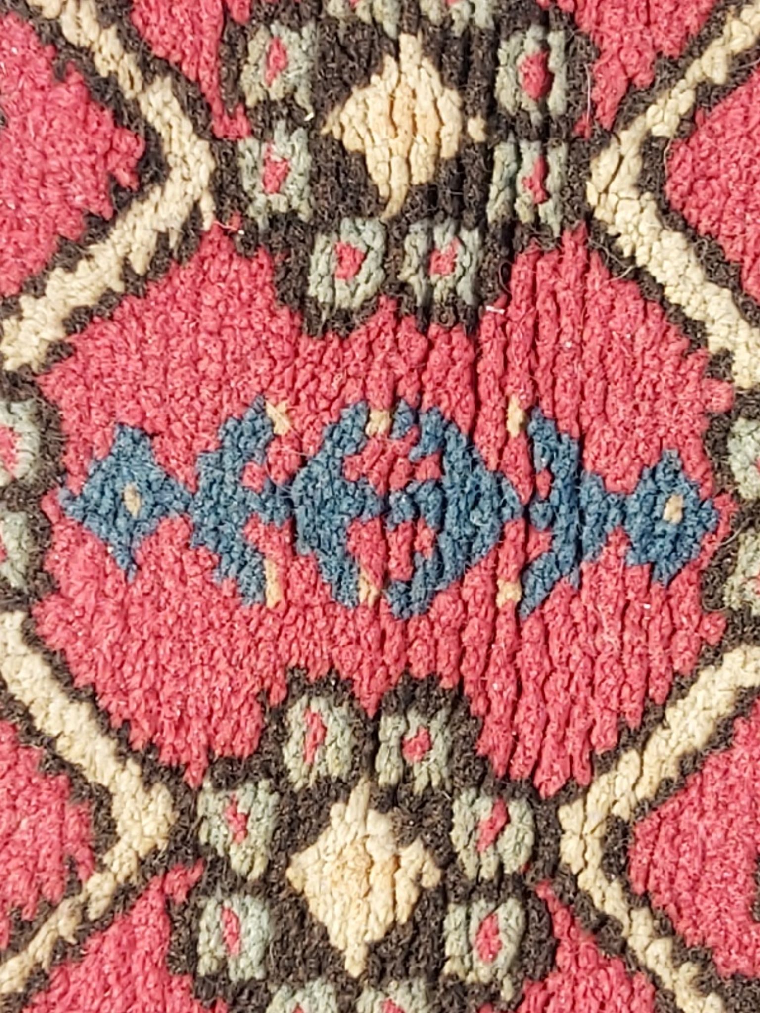 Tunisia hand-woven wool carpet