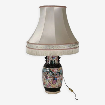 Porcelain lamp from Nanjing, China – Late nineteenth century