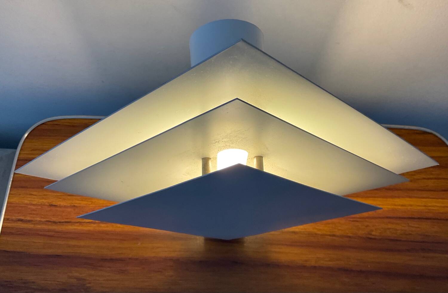 Scandinavian “Plaza” wall light for Lumiance 1980s
