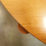 Vintage stretchy dining table