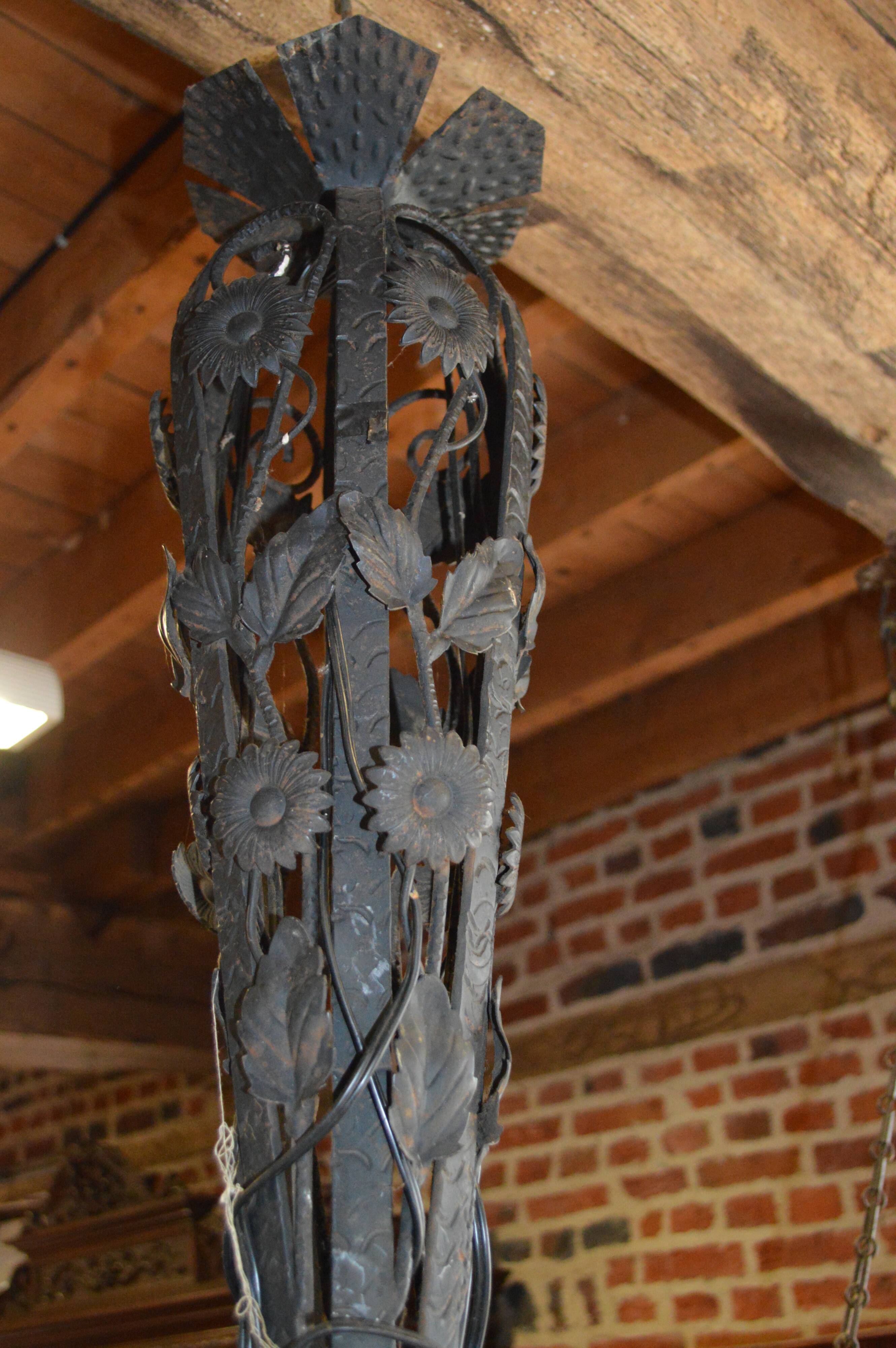 Wrought iron chandelier art deco style with floral décor