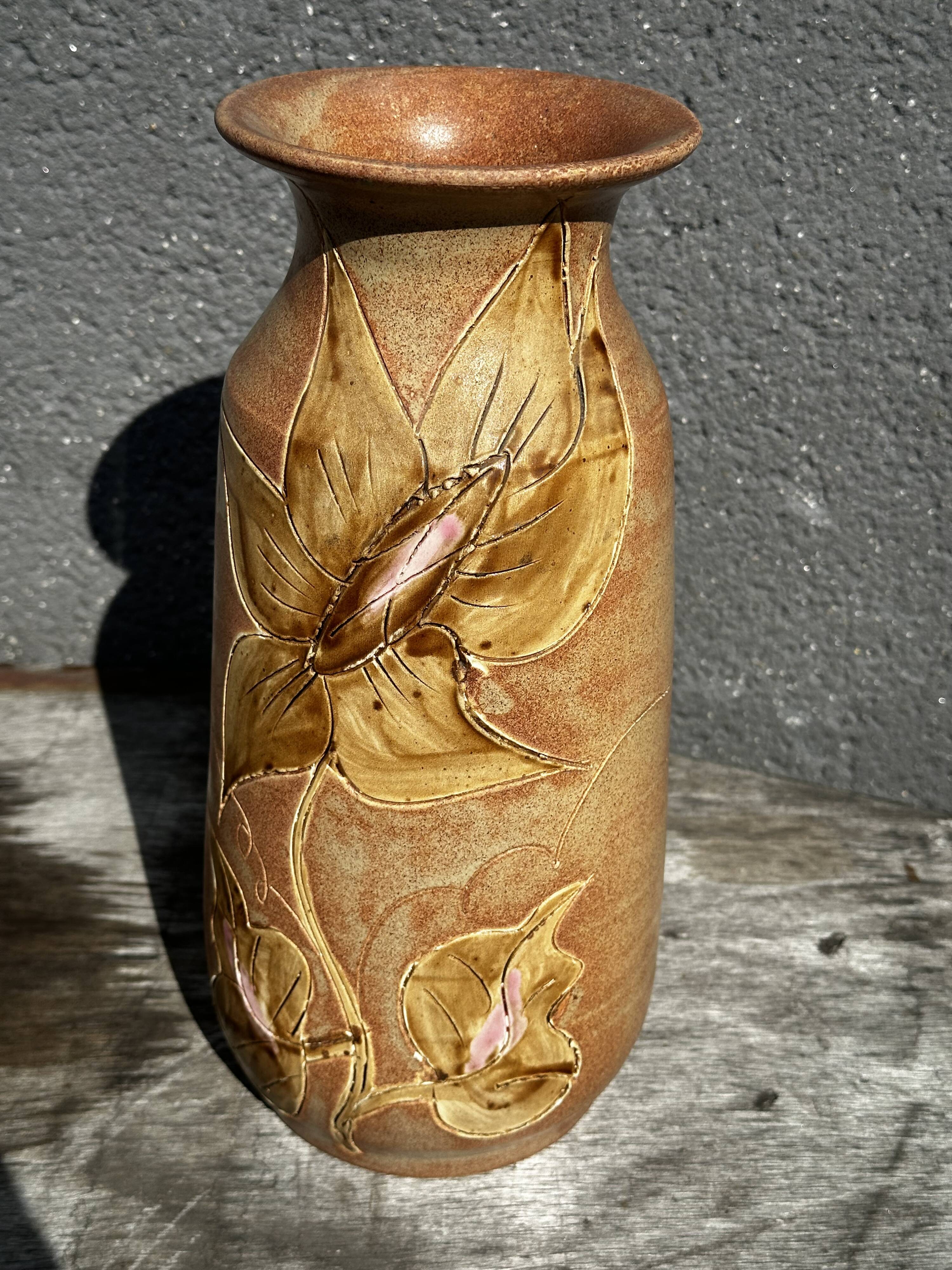 Vintage 1950s ceramic vase with floral decoration - signed Vallauris H 20 cm