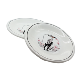 Lot de 2 assiettes la femme au chien