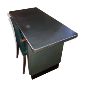 Bureau en fer recouvert - chaise