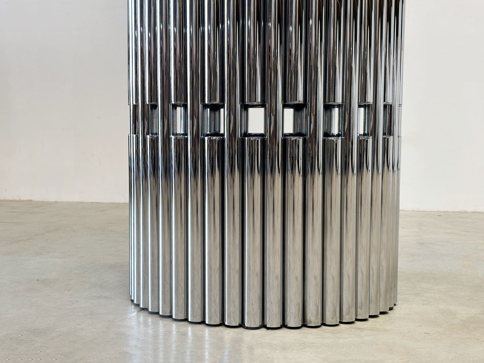 Italian dining table by Gastone Rinaldi