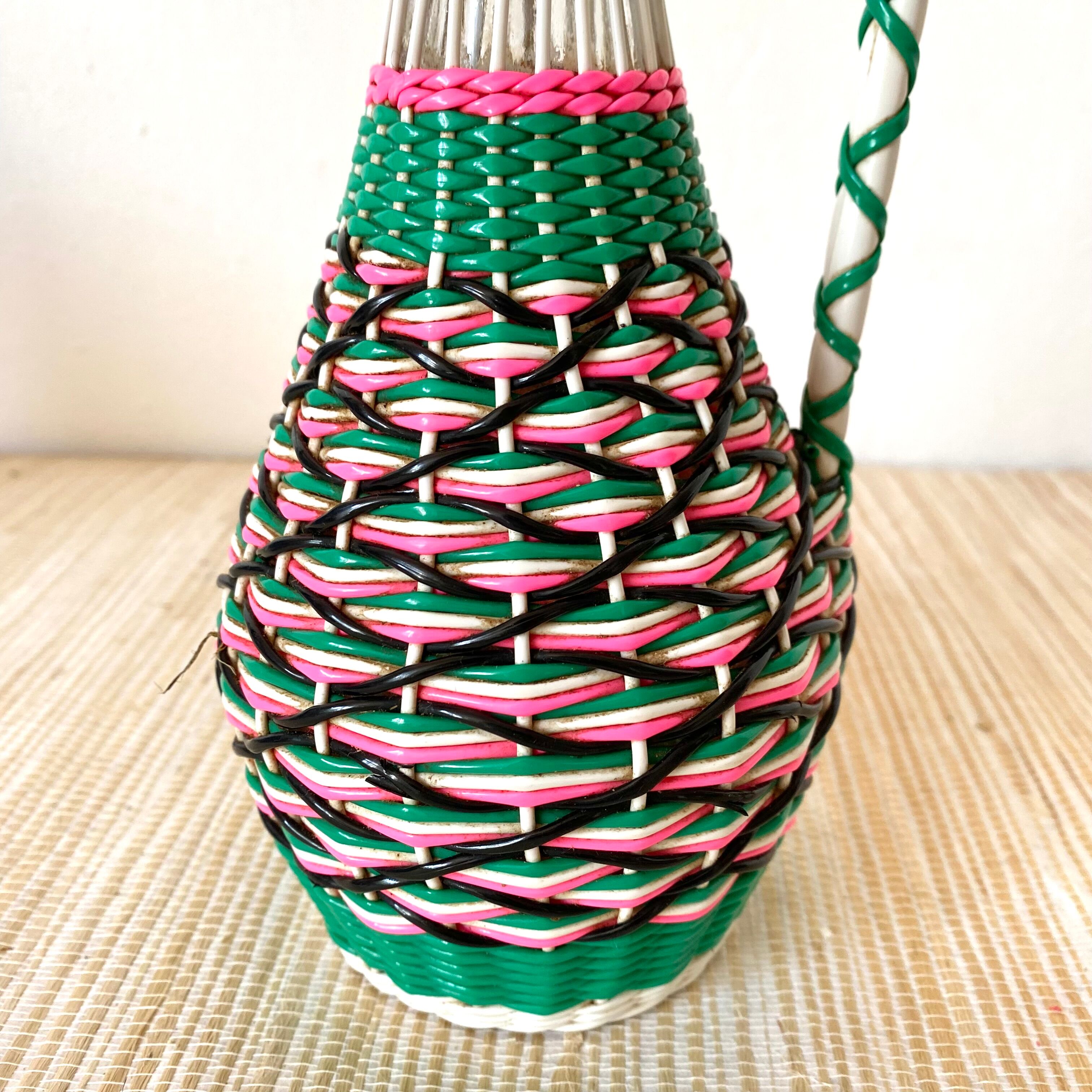 Vintage scoubidou bottle