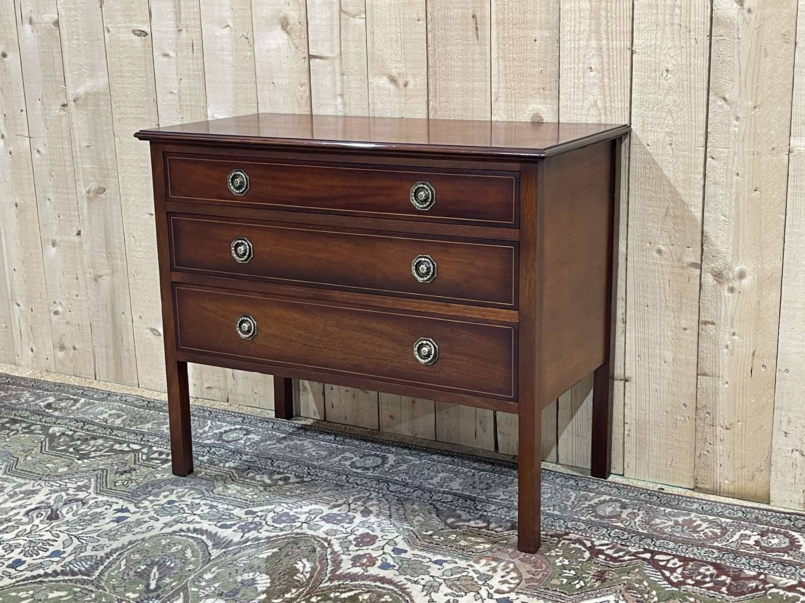 1950s English chest of drawers in mahogany