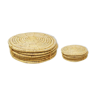 Lot of 6 sets of african table in natural raphia