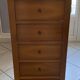 CHIFFONNIER,  Style Louis Philippe comprenant 5 tiroirs .