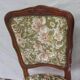Chaise style Louis XV en bois et tissu fleuri
