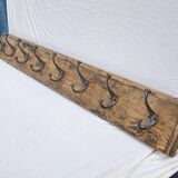 Teak coat rack with 8 double cast iron hooks