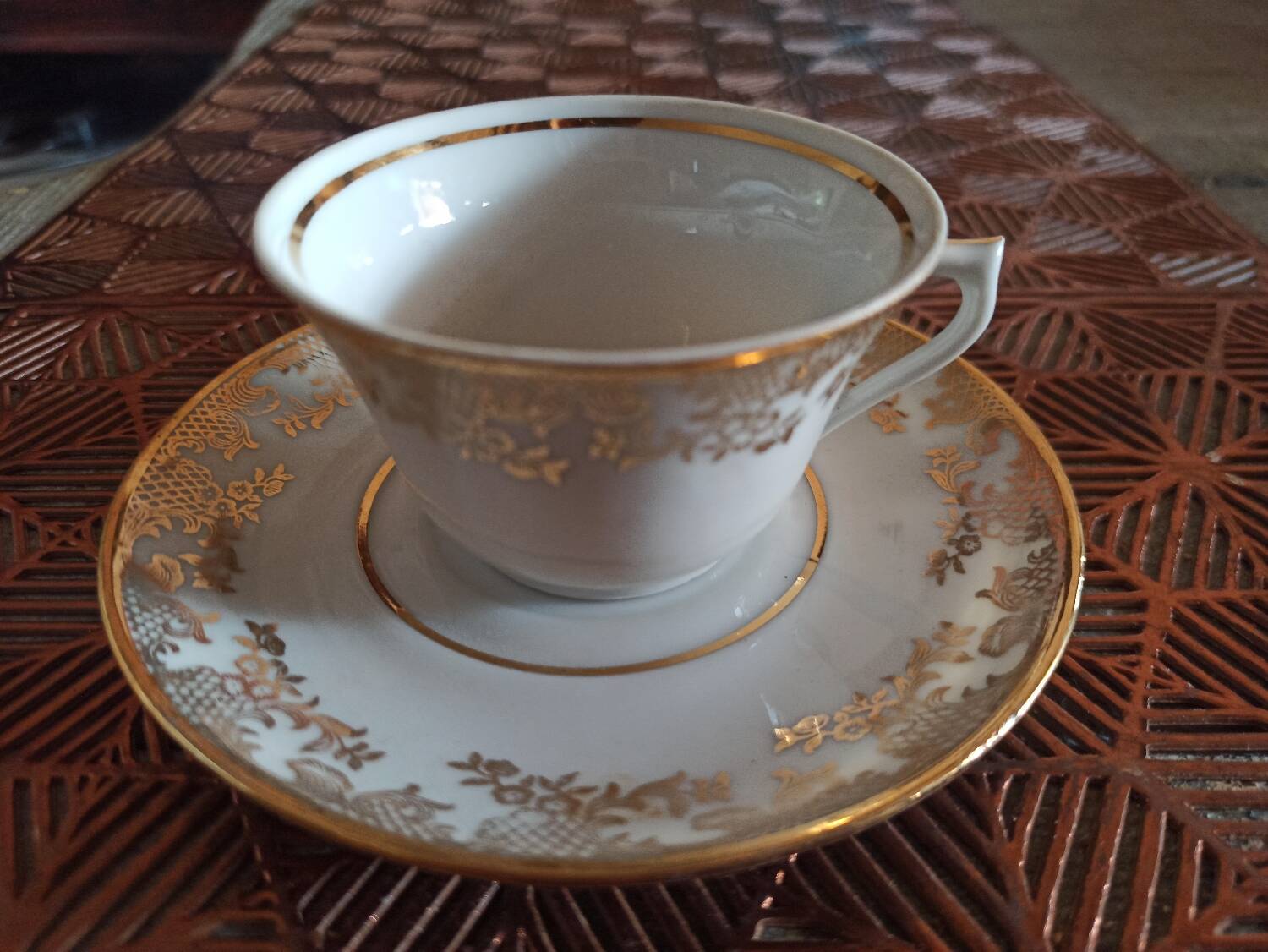 Lot de 5 tasses en Porcelaine de Limoges