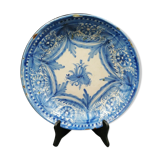 Plat en faïence XVIIIe