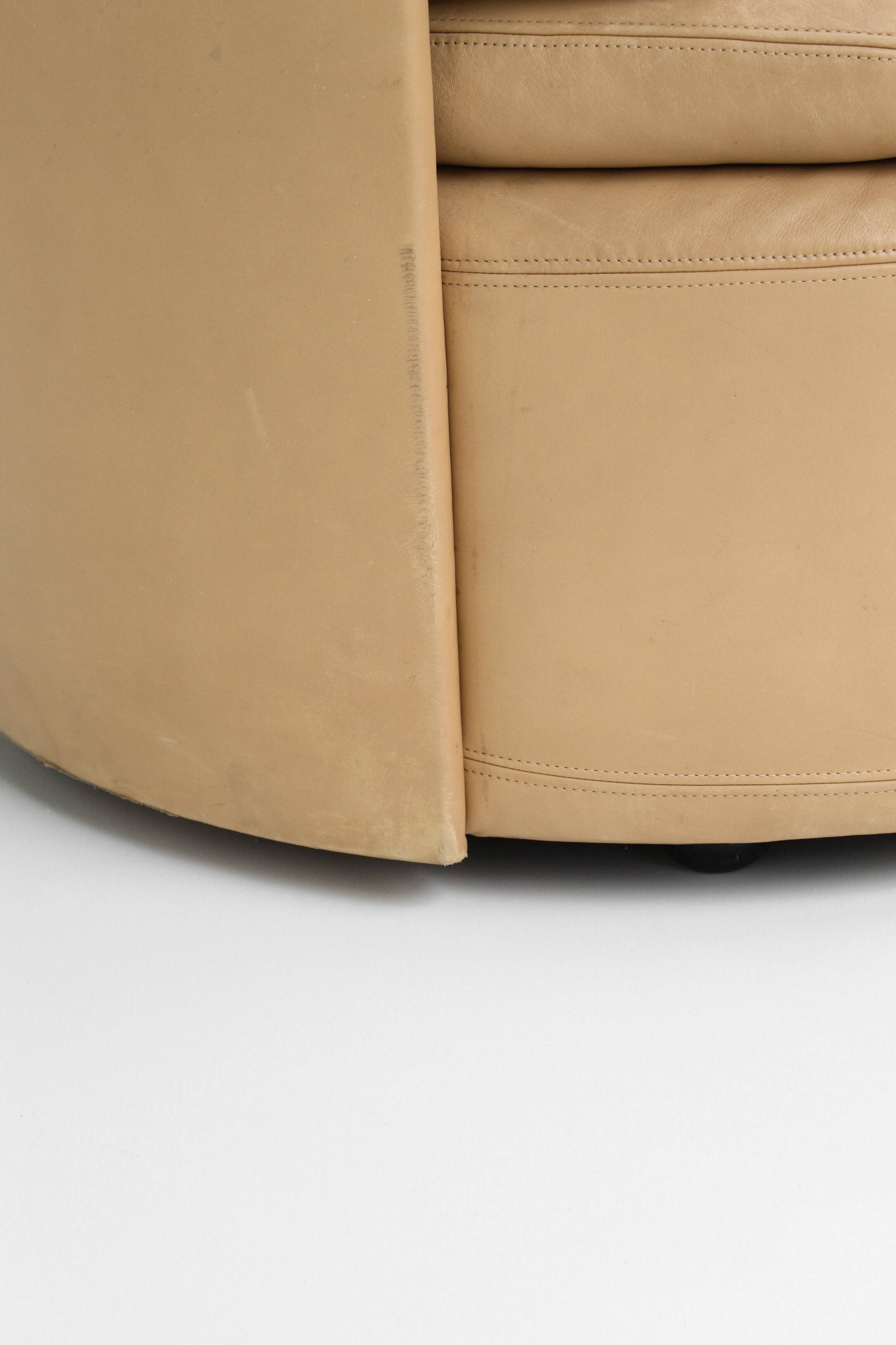 Vintage DS-800 “Biscuit” sofa by De Sede – beige leather 1970s