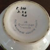 Round hand-painted faience candy