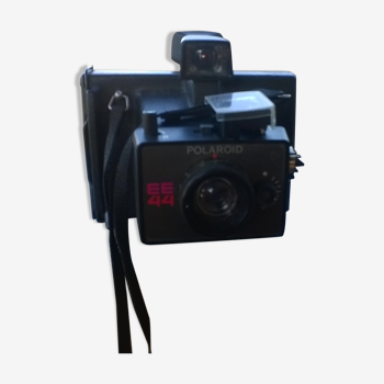 Polaroid camera EE44