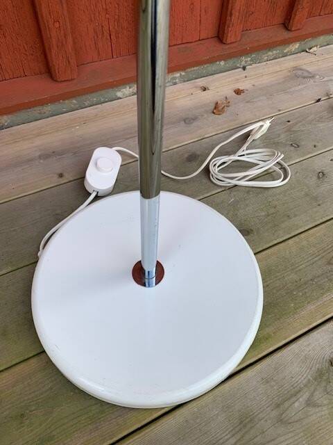 Scandinavian metal floor lamp from the 70s/80s