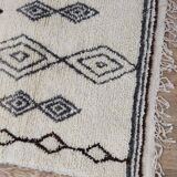 Handcrafted moroccan berber rug 172 x 87 cm