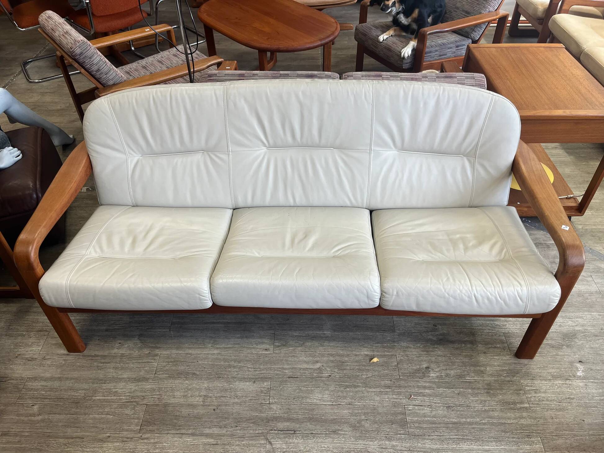 Scandinavian bench in solid teak and leather 1970