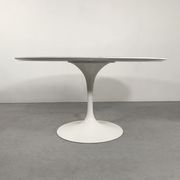 Table laminée Tulip 140 cm par Eero Saarinen pour Knoll, 1960