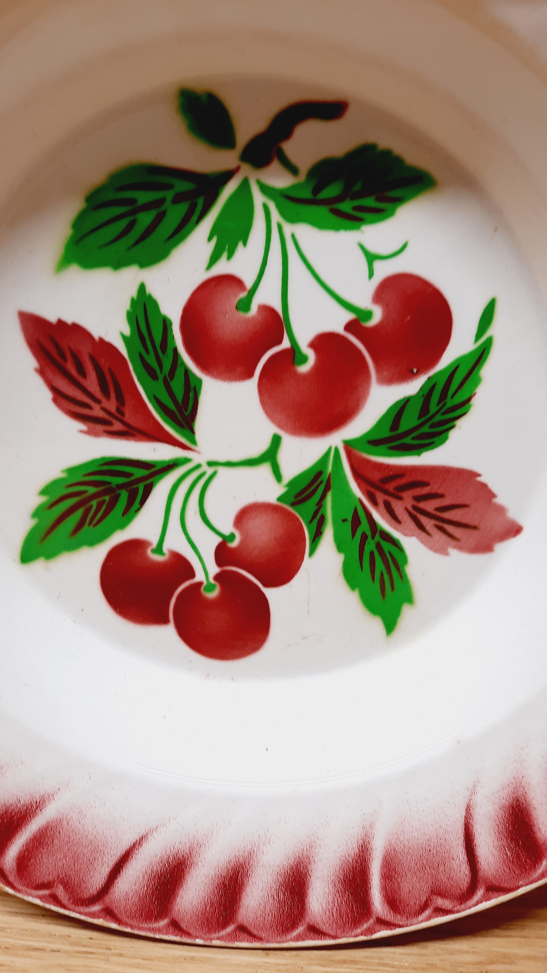 Plat creux Cerises