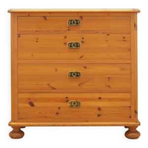 Commode en pin, design