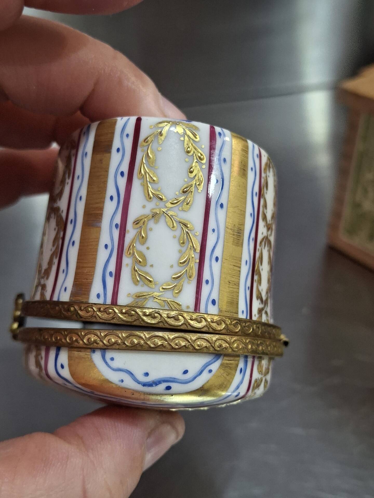 Sweet box