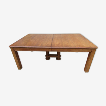 Dining table of 2 meters to 3.4 meters oak