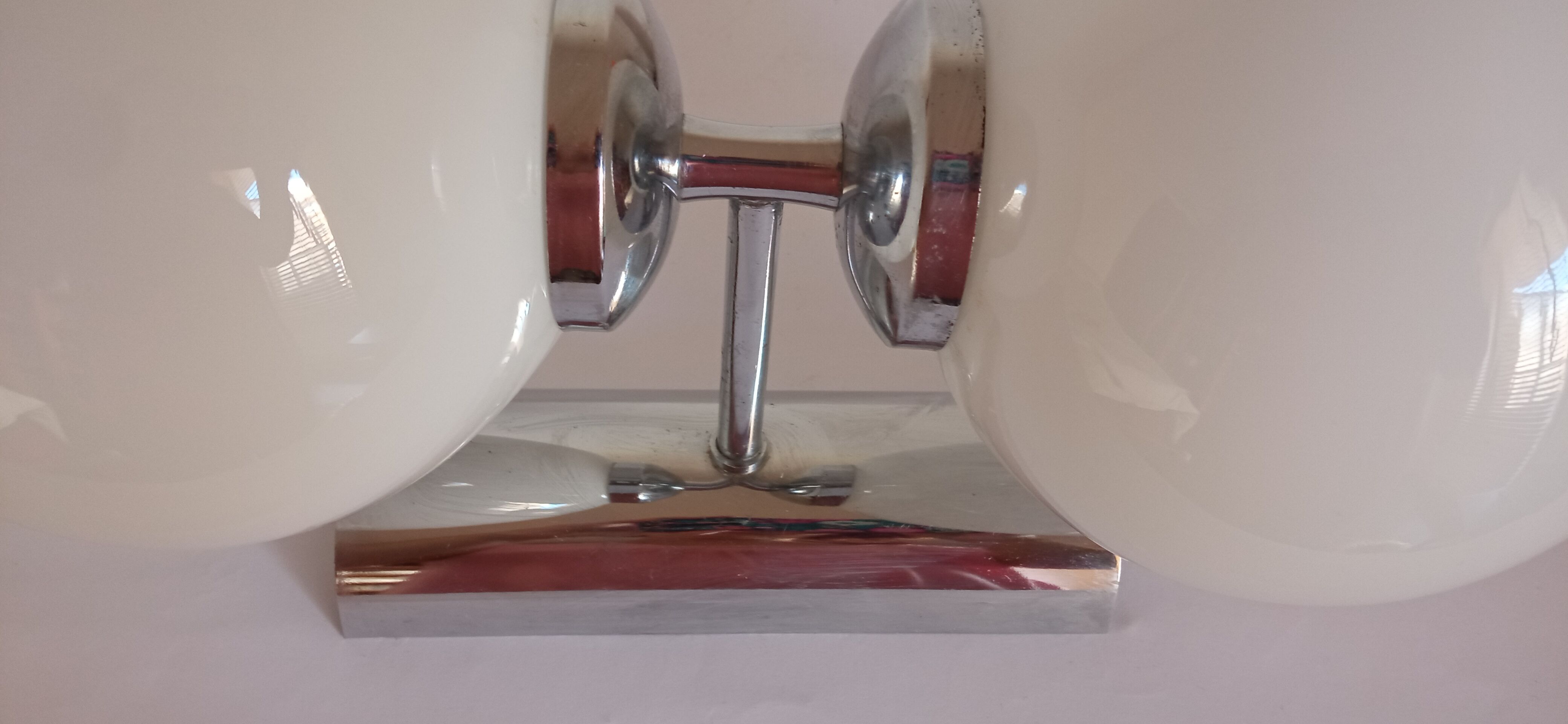 Vintage metal wall lamp