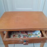 Children's desk or small table with 1 drawer.