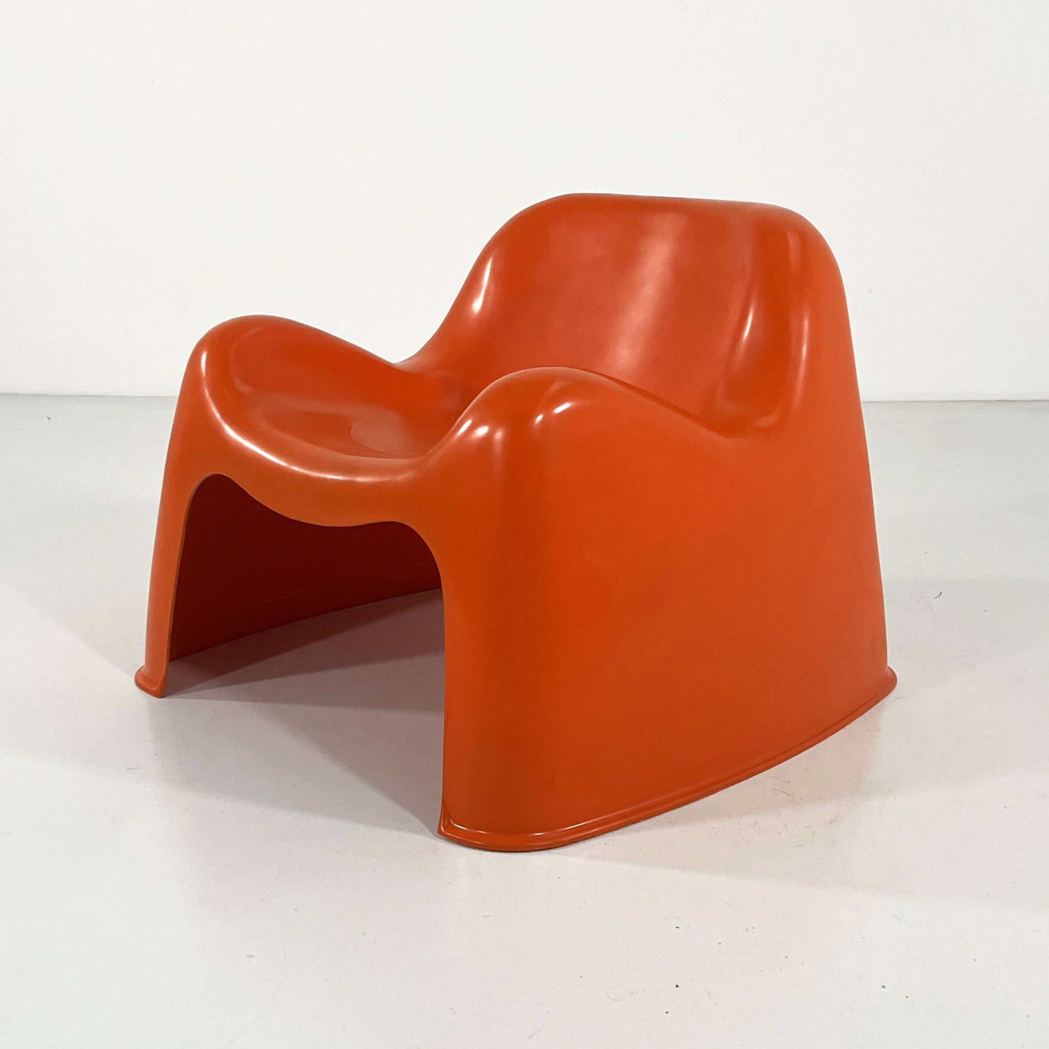 Toga armchair in orange by Sergio Mazza for Artemide, 1960